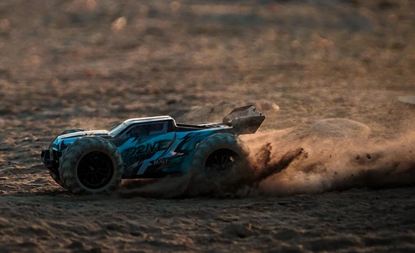 Voiture Télécommandée 4x4 1:16 Haute Vitesse 70 km/h – RC Car Tout-Terrain Drift Monster Truck avec LED, 7.4V Batterie Rechargeable, Modèles 50 km/h & 70 km/h jeu enfant et adulte